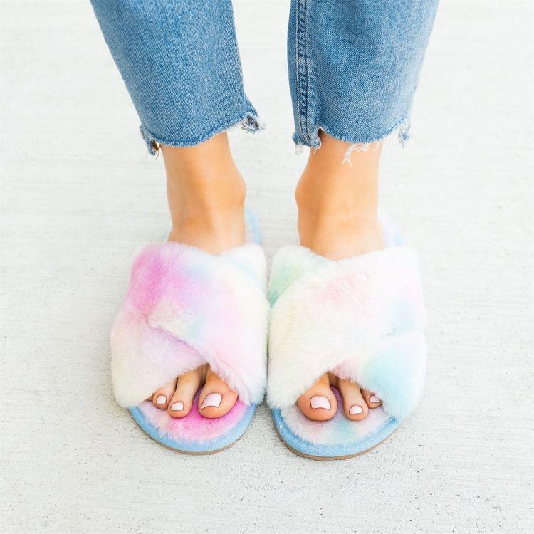 Women Tie Dyed Soft Fur Slippers