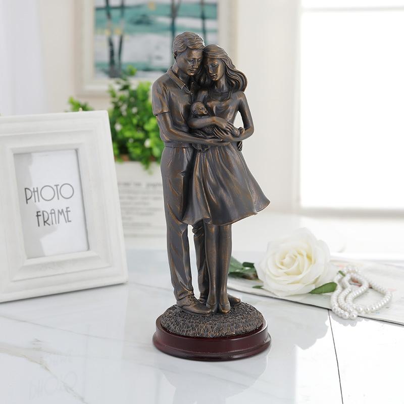 Creative Figure statue Heartwarming Family Anniversary Gift Living room desktop Ornament Home accessories